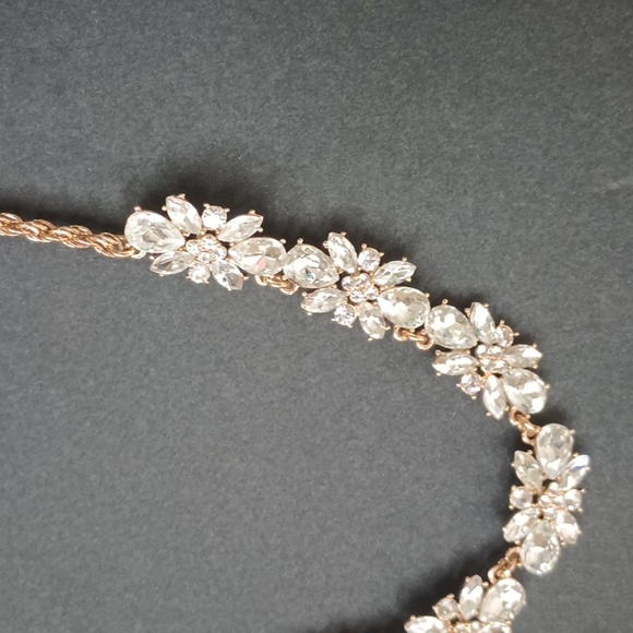 Formal Crystal Necklace Yellow Gold Hardware - Picture 2 of 4